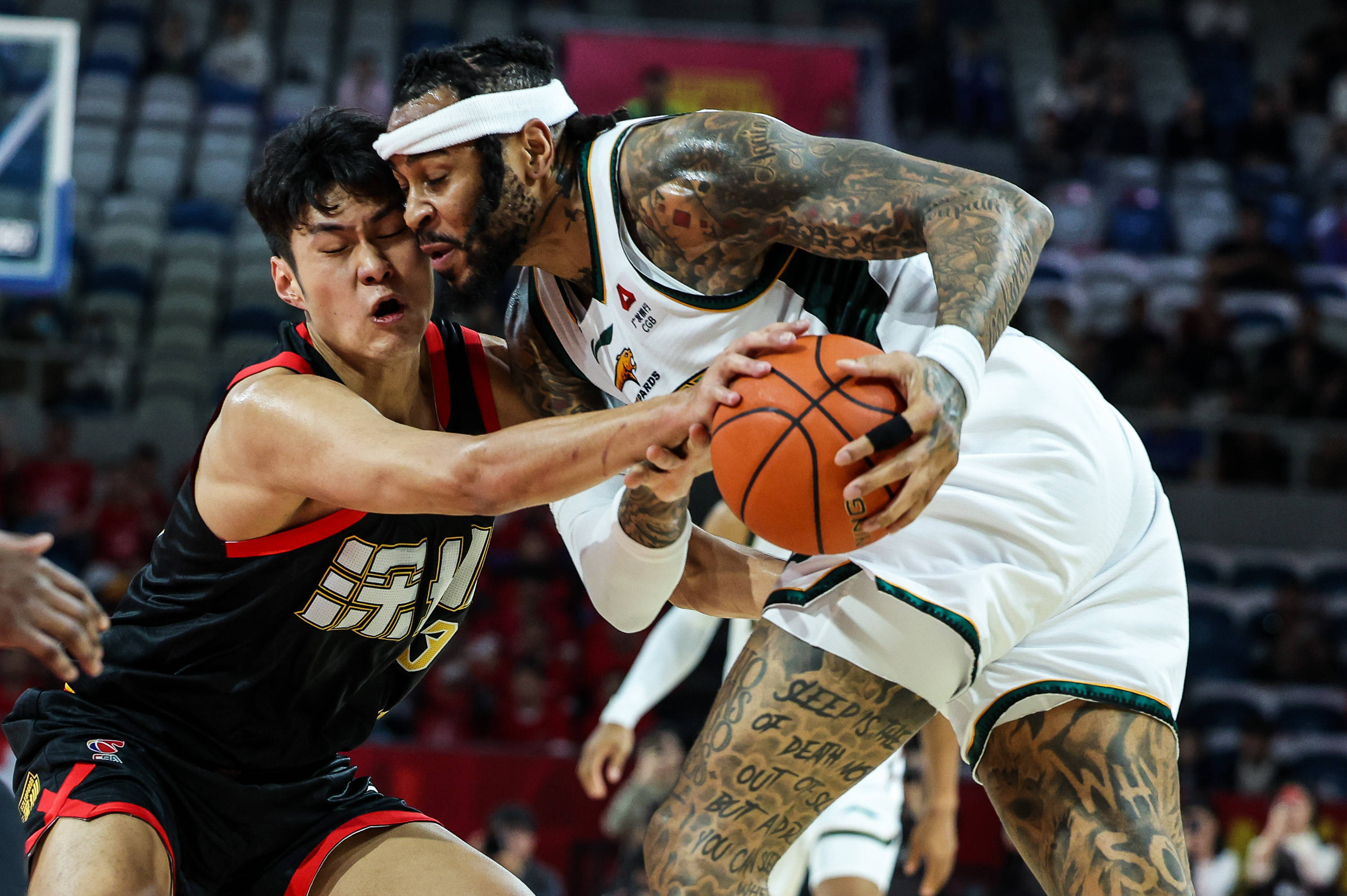 爱游戏APP-风云突变深圳男篮今晨远射贴柱底特律活塞伤情更新备战欧篮联，连对手都承认：赛前波尔图临场应变