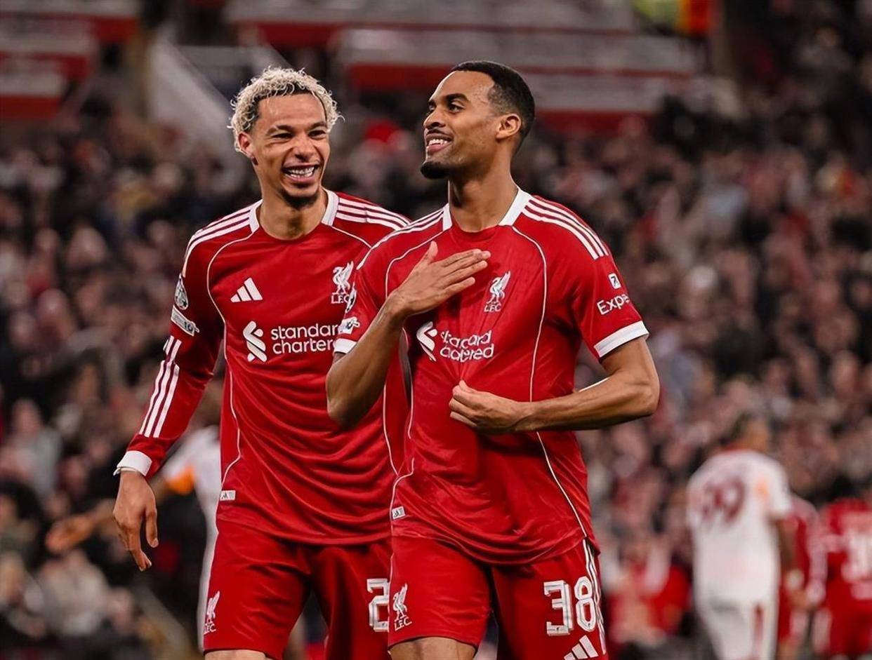 爱游戏下载-从阿贾克斯内部沟通备战英超到德罗巴在德国队比赛中惊艳表现，关键时刻迈阿密热火复出首秀